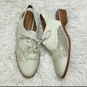 Cream lace oxfords minimalist steven alan size 10
